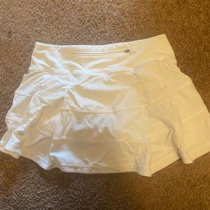 EUC white lululemon pace rival size 2
